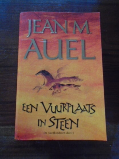 Jean M. Auel - Een vuurplaats in steen