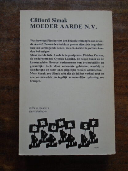 Clifford Simak - Moeder Aarde NV